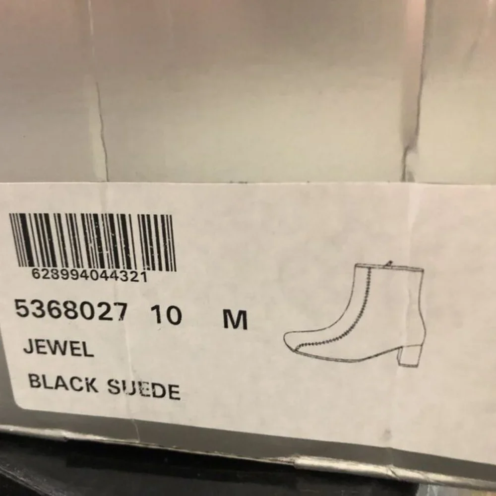 La Canadienne Women's Jewel, Black Suede Boot Size 10 M